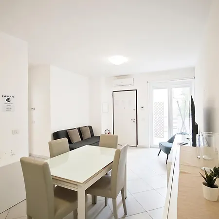 Fabhouse Apartamento *
