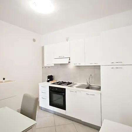 Fabhouse Apartamento Bari