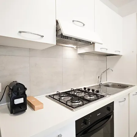 Fabhouse Apartment *